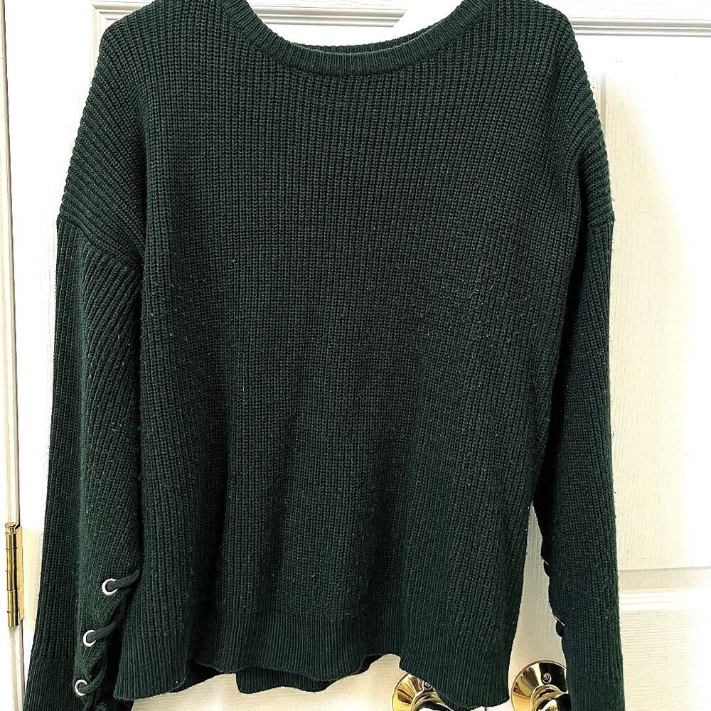 LADIES SIZE XL JEALOUSE TOMATO LONG SLEEVE RIBBED LACED ACCENT CREW NECK SWEATER